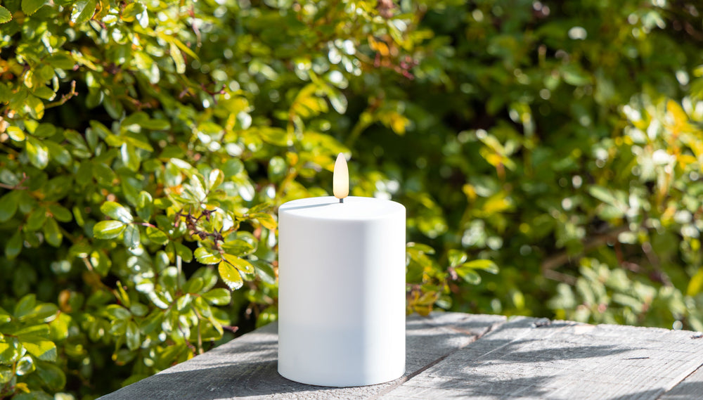 Udendørs LED Bloklys – Hvid (Ø7,5 x H10 cm)